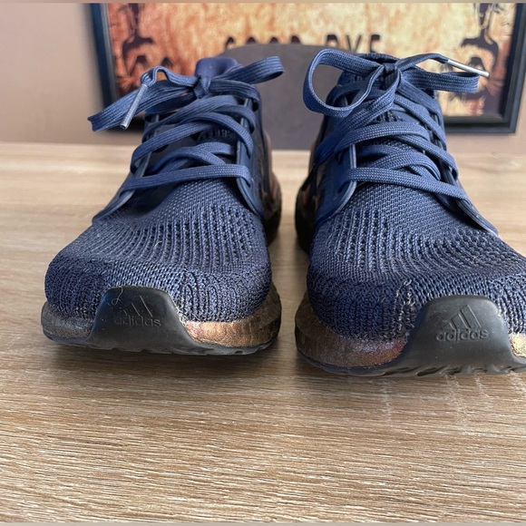 Adidas Ultraboost 20 Indigo Women’s size 6.5 Youth size 5 - Picture 4 of 16